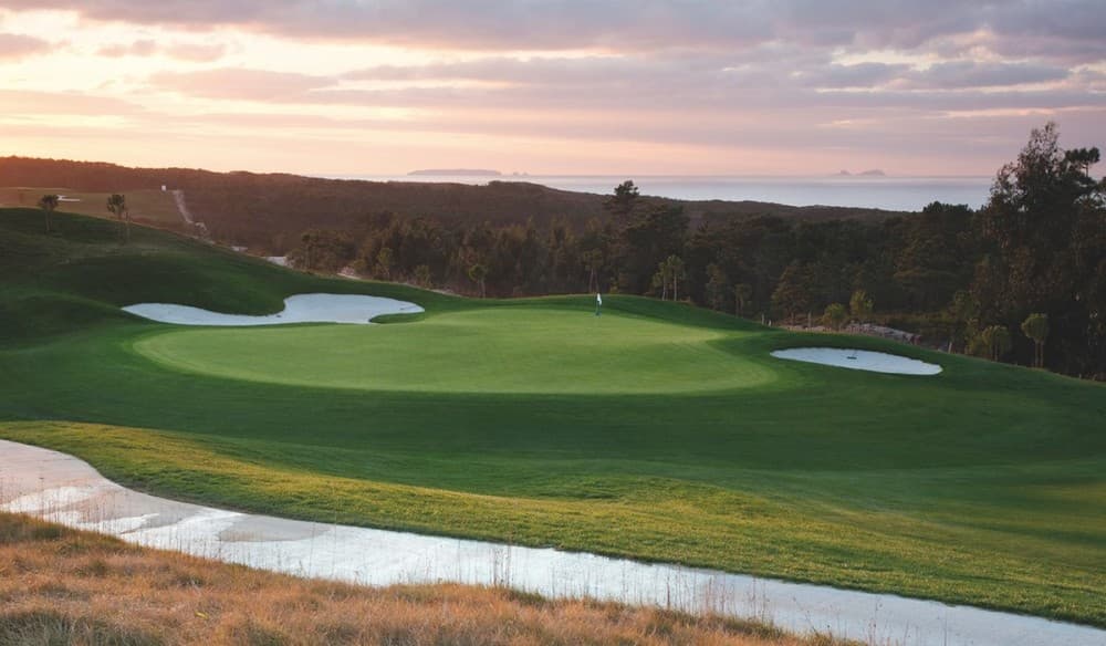 Lis: Golf Adventure with Coach, Transfers & Dining Concierge | ®ExcursionMania - Image 1