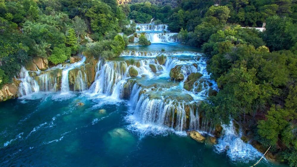 From Dubrovnik: Mostar and Kravice Waterfalls Day Trip | ®ExcursionMania - Image 10