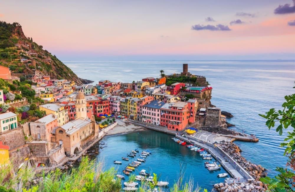 From Milan: Cinque Terre Day Trip with Boat Tour | ®ExcursionMania - Image 6