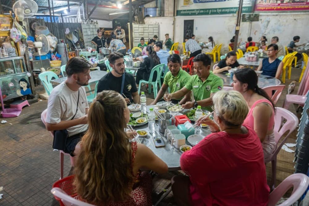 Phnom Penh Night Foodie Vespa Tour | ®ExcursionMania - Image 3