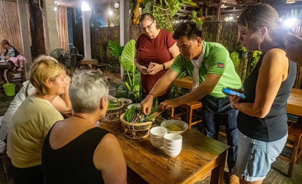 Siem Reap: Evening Foodie Vespa Tour | ®ExcursionMania - Image 7