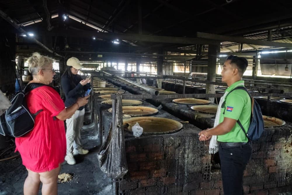 Phnom Penh Silk Island Sunset Haft Day Vespa Tour | ®ExcursionMania - Image 7