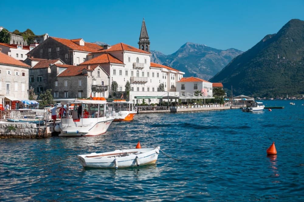 From Dubrovnik: Montenegro Day Trip with Cruise in Kotor Bay | ®ExcursionMania - Image 2
