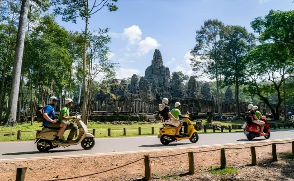 Angkor Wat: Guided Vespa Tour inclusive lunch at local house | ®ExcursionMania - Image 4
