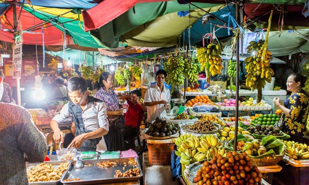 Phnom Penh: Morning Foodie & Market Tour by Vespa | ®ExcursionMania - Image 11
