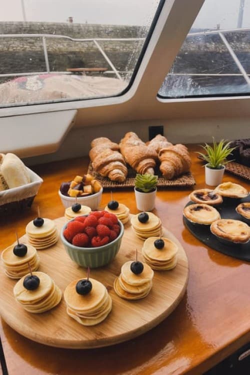 Lisbon: Brunch on Board a Beautifull Catamaran Private | ®ExcursionMania - Image 3