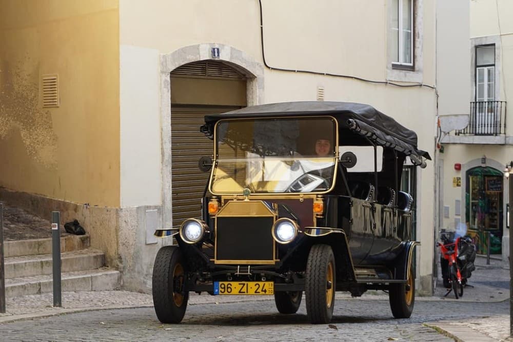 Lisbon: Private Sightseeing Tour in a Vintage Tuk Tuk | ®ExcursionMania - Image 3