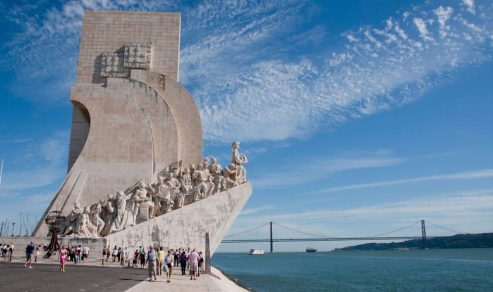 Lisbon: City Highlights Tour by Tuk Tuk | ®ExcursionMania - Image 5