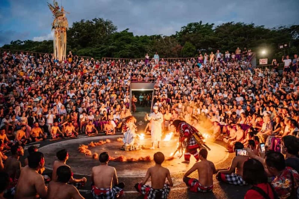 Half-Day Tour: Uluwatu Temple and Kecak Fire Dance Show | ®ExcursionMania - Image 4