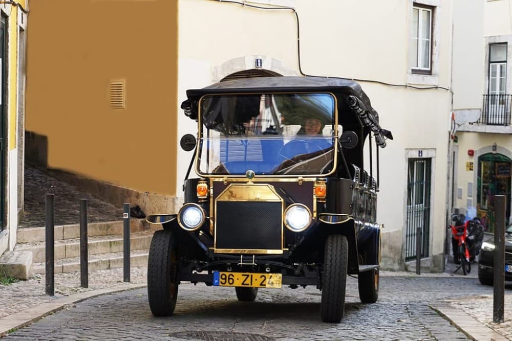 Lisbon: Vintage vehicle replica Romantic Private Tour | ®ExcursionMania - Image 10
