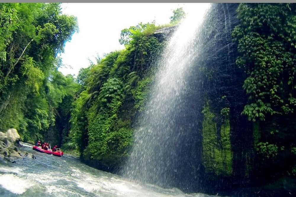 Telaga Waja River White-Water Rafting with Buffet Lunch | ®ExcursionMania - Image 3