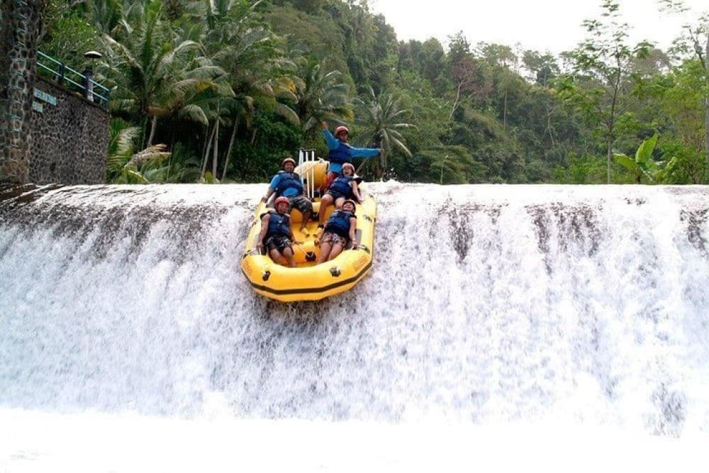 Telaga Waja River White-Water Rafting with Buffet Lunch | ®ExcursionMania - Image 5