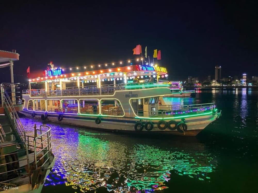 Da Nang: Han River Local Cruise by Night | ®ExcursionMania - Image 5