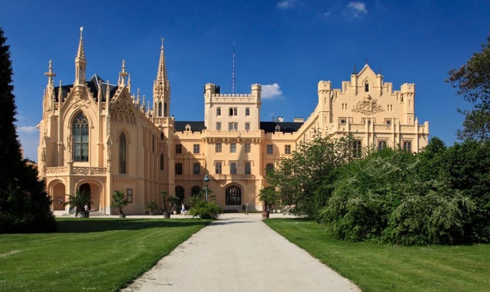 From Vienna and Bratislava: Moravia: Lednice Castle and park | ®ExcursionMania - Image 2