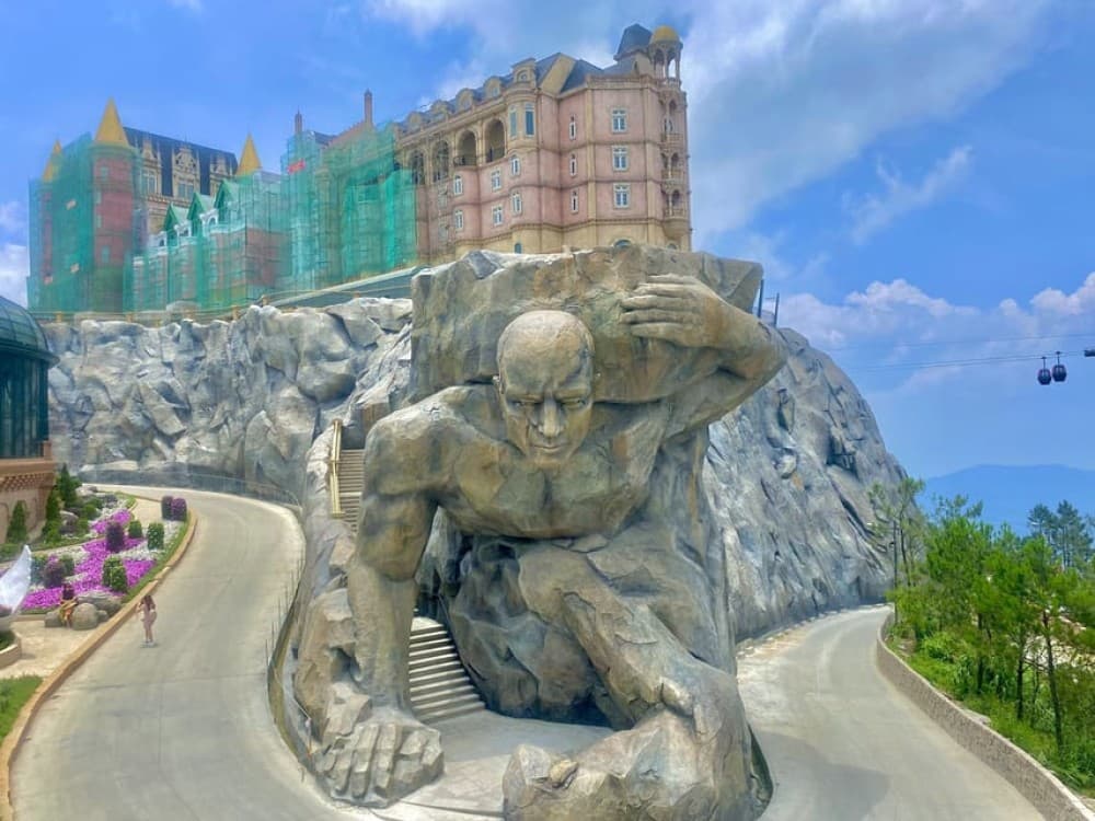 Da Nang: Golden Bridge by Private Car or Bus with pickup | ®ExcursionMania - Image 4