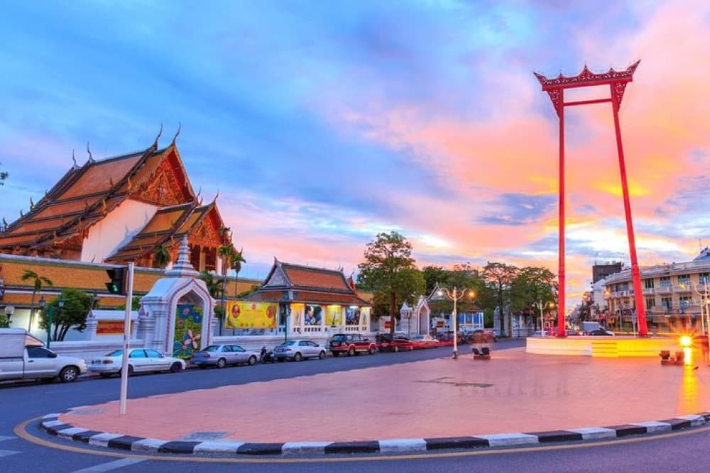 Private Tuk Tuk Tour at Bangkok : Evening with Local Host | ®ExcursionMania - Image 10