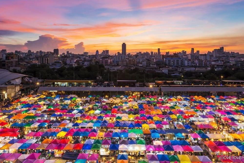 Private Tuk Tuk Tour at Bangkok : Evening with Local Host | ®ExcursionMania - Image 12