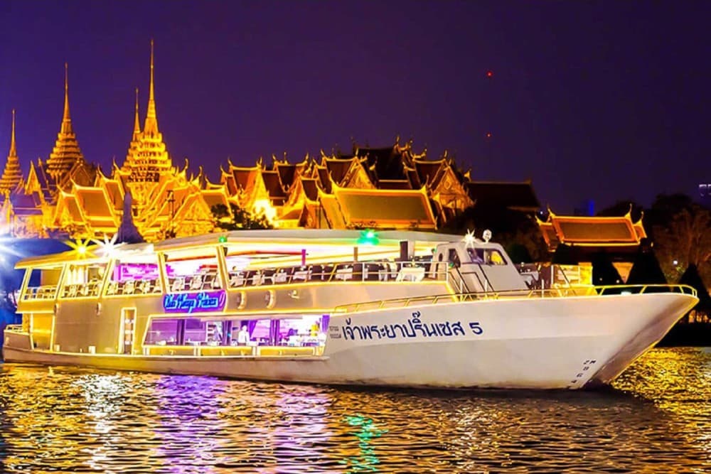 Chao Phraya Princess Dinner Cruise at Bangkok Admission Ticket | ®ExcursionMania - Image 7