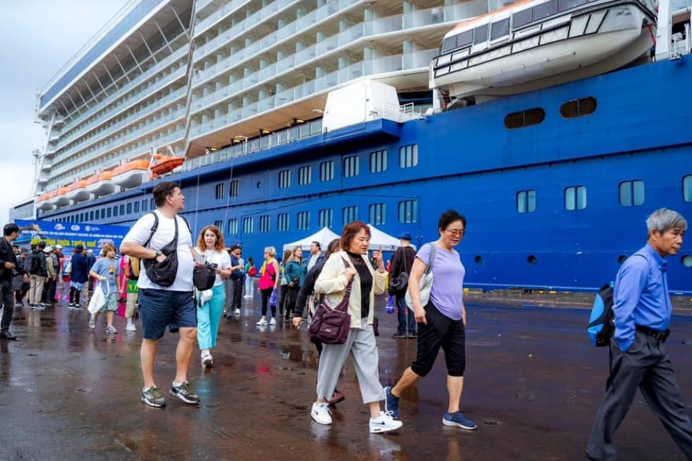 Chan May Port/Tien Sa Port to Golden Bridge and Ba Na Hills | ®ExcursionMania - Image 3