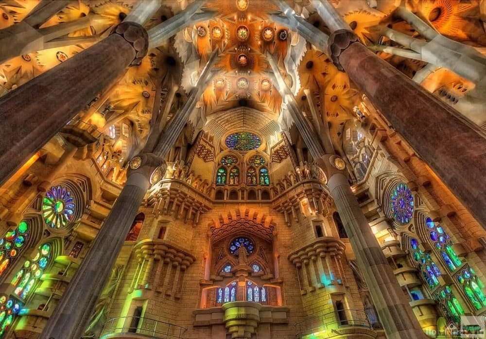 Barcelona: Sagrada Familia Skip-the-Line Entry Ticket & Tour | ®ExcursionMania - Image 10