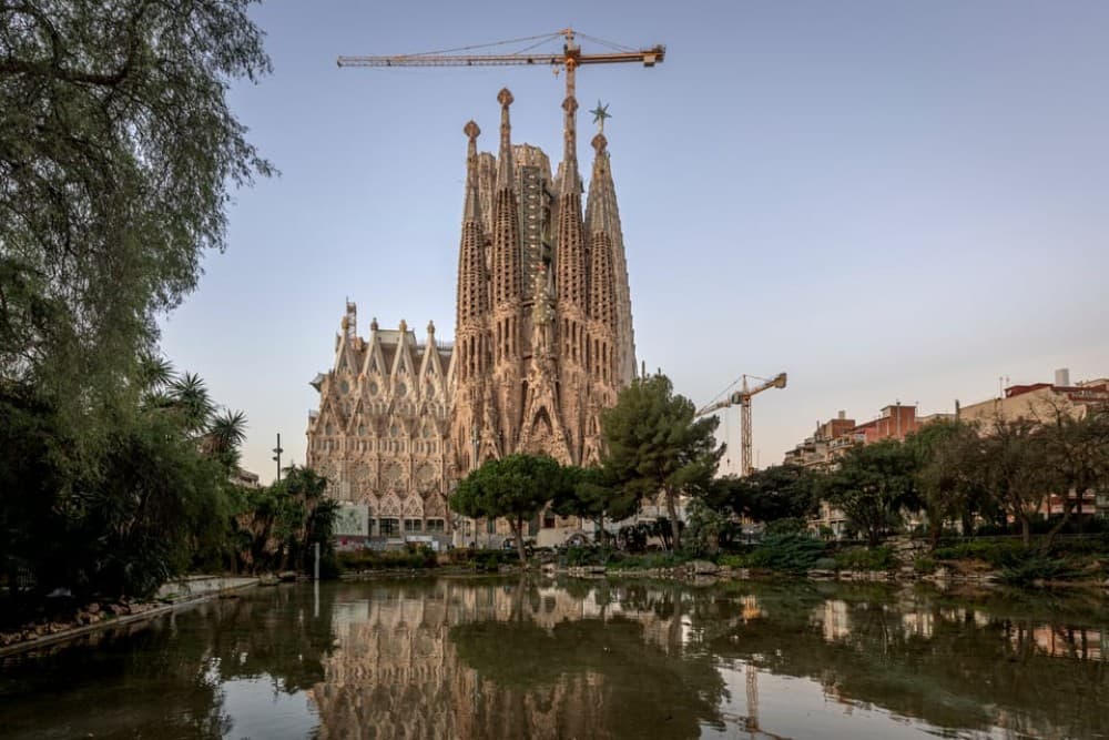Barcelona: Sagrada Familia Entry Ticket with Audio Guide | ®ExcursionMania - Image 1