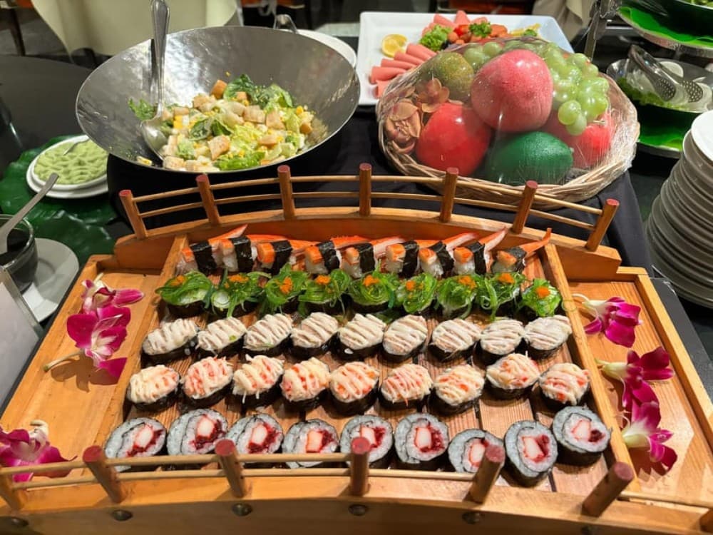 The Chaophraya Cruise: LUXURY 5 STAR Dinner Cruise on Chaophraya River | ®ExcursionMania - Image 10