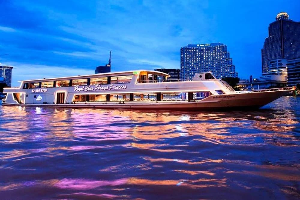 New Year Party : Chao Phraya Princess Dinner Cruise at Bangkok Admissi | ®ExcursionMania - Image 10