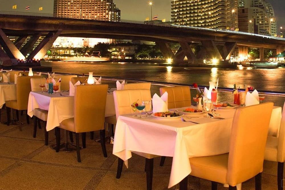New Year Party : Chao Phraya Princess Dinner Cruise at Bangkok Admissi | ®ExcursionMania - Image 6