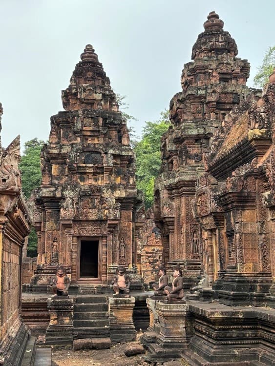 Full-Day Banteay Srei & 4 Temples Join-in Tour | ®ExcursionMania - Image 6