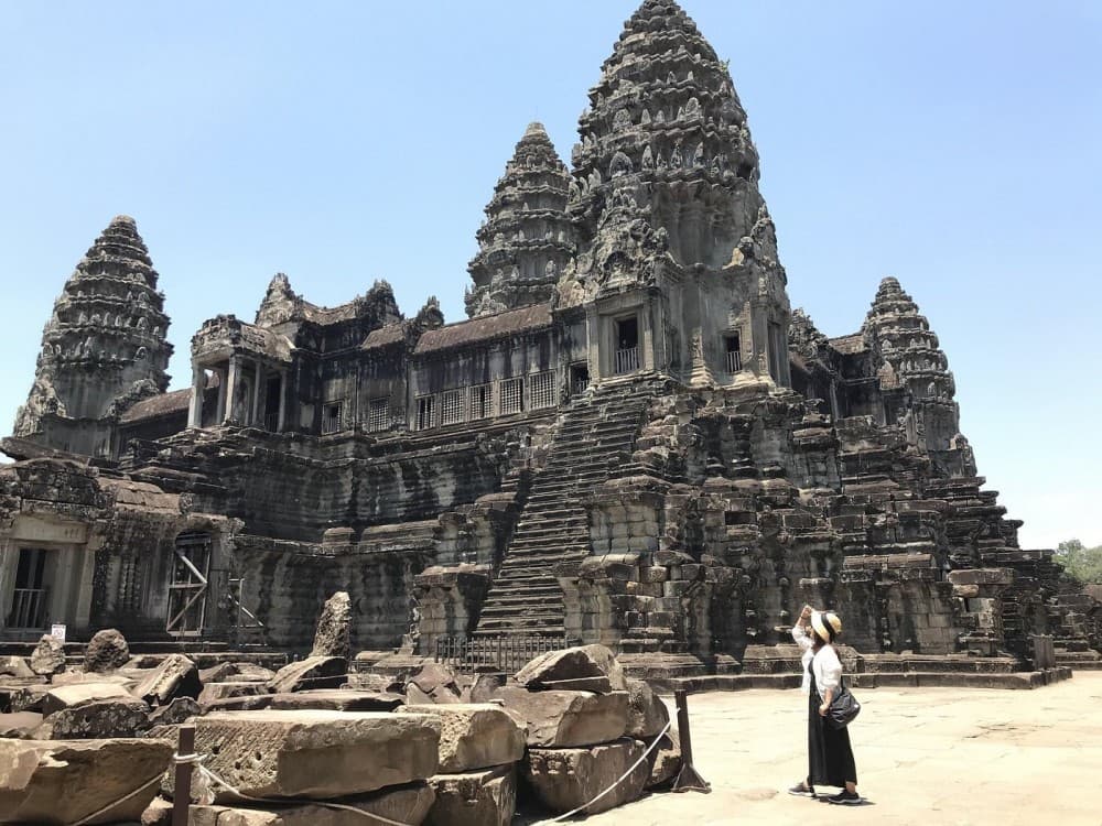 Full-Day Private Guided Angkor Temple & Sunset Tour | ®ExcursionMania - Image 3