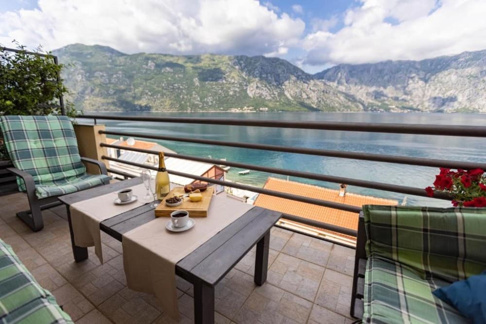 Kintamani Cafes and Mount Batur Sunrise Trekking Tour in Bali | ®ExcursionMania - Image 2