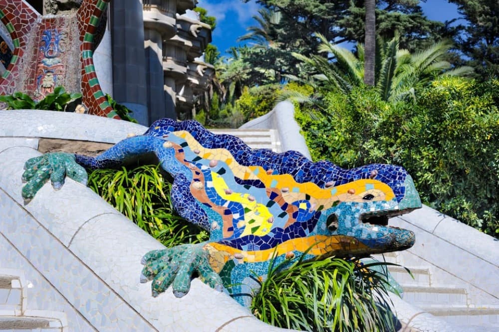Park Güell Guided tour | ®ExcursionMania - Image 7