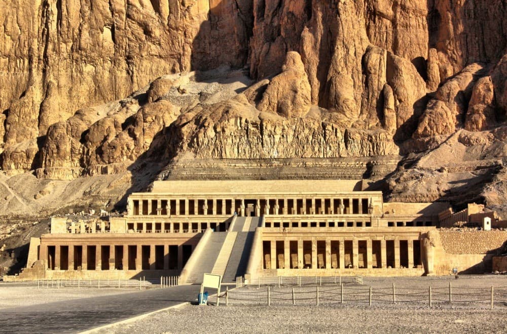 Luxor: Valley of Kings, Hatshepsut & Karnak Light Show Tour | ®ExcursionMania - Image 4