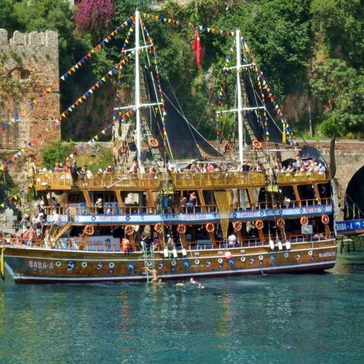 Alanya: Best Pirate Boat Trip with Lunch, Drinks and Pickup Option | ®ExcursionMania - Image 2