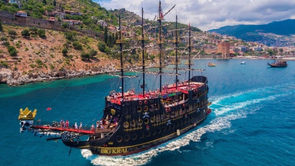 Alanya: Best Pirate Boat Trip with Lunch, Drinks and Pickup Option | ®ExcursionMania - Image 3