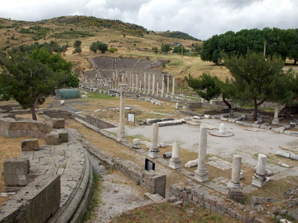 From Izmir: Pergamon Tour with Hotel Transfer & Lunch | ®ExcursionMania - Image 3