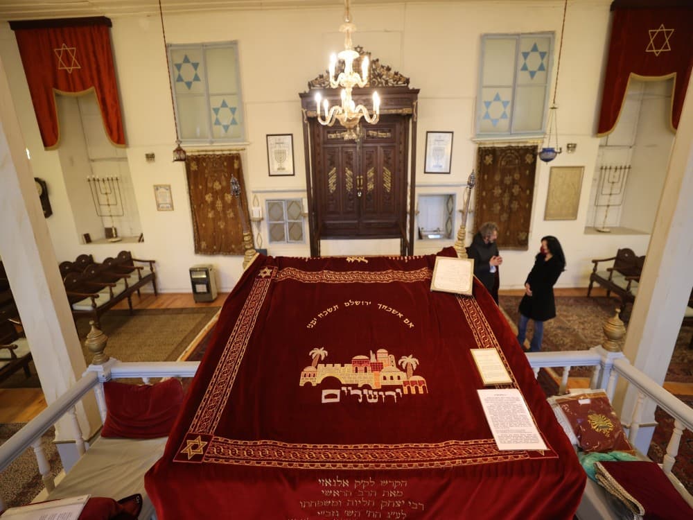 Izmir’s Synagogues: A Walk Through Time | ®ExcursionMania - Image 4