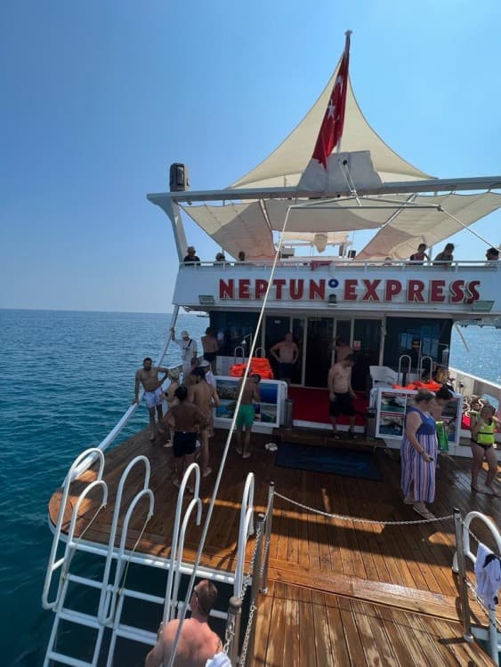 Alanya Comfort Boat Tour with Swim Stops | ®ExcursionMania - Image 8