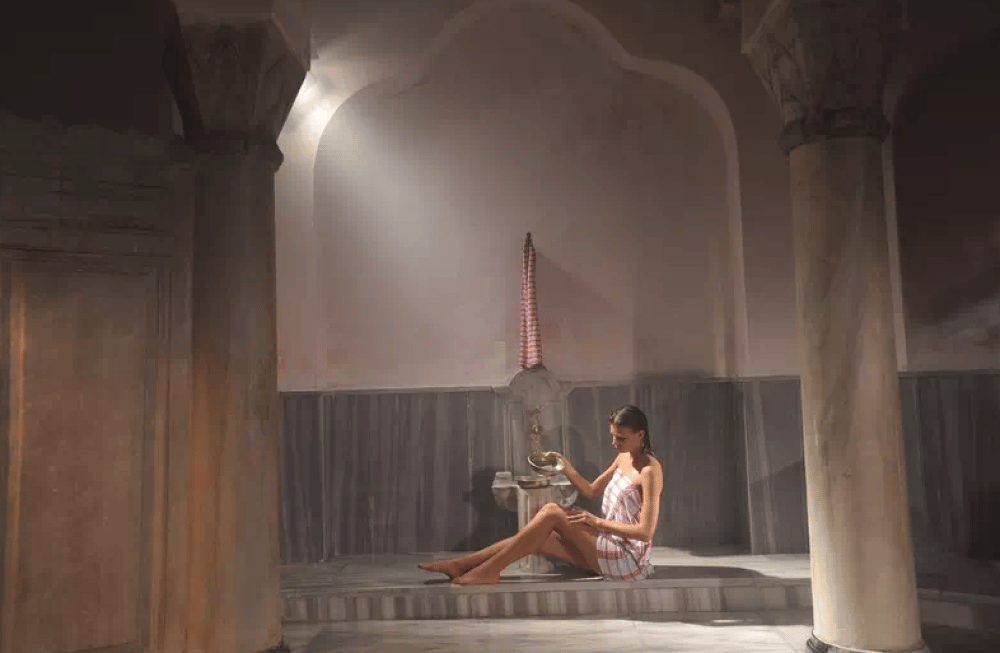 Historical Cemberlitas Hammam in Old City | ®ExcursionMania - Image 4