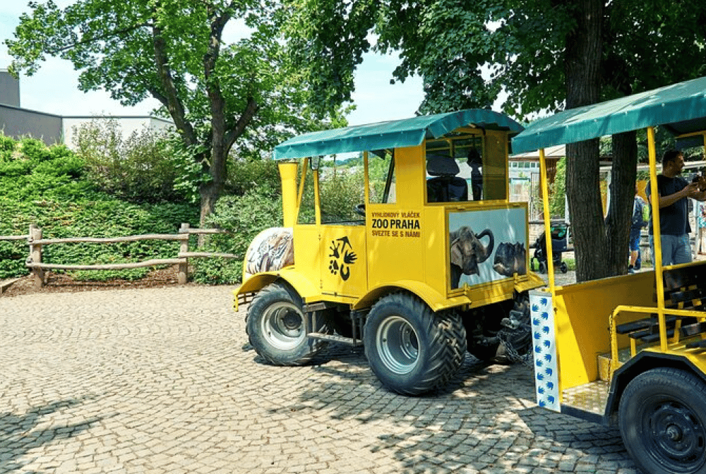 Vltava River Boat Trip and Zoo Entrance Ticket in Prague | ®ExcursionMania - Image 4