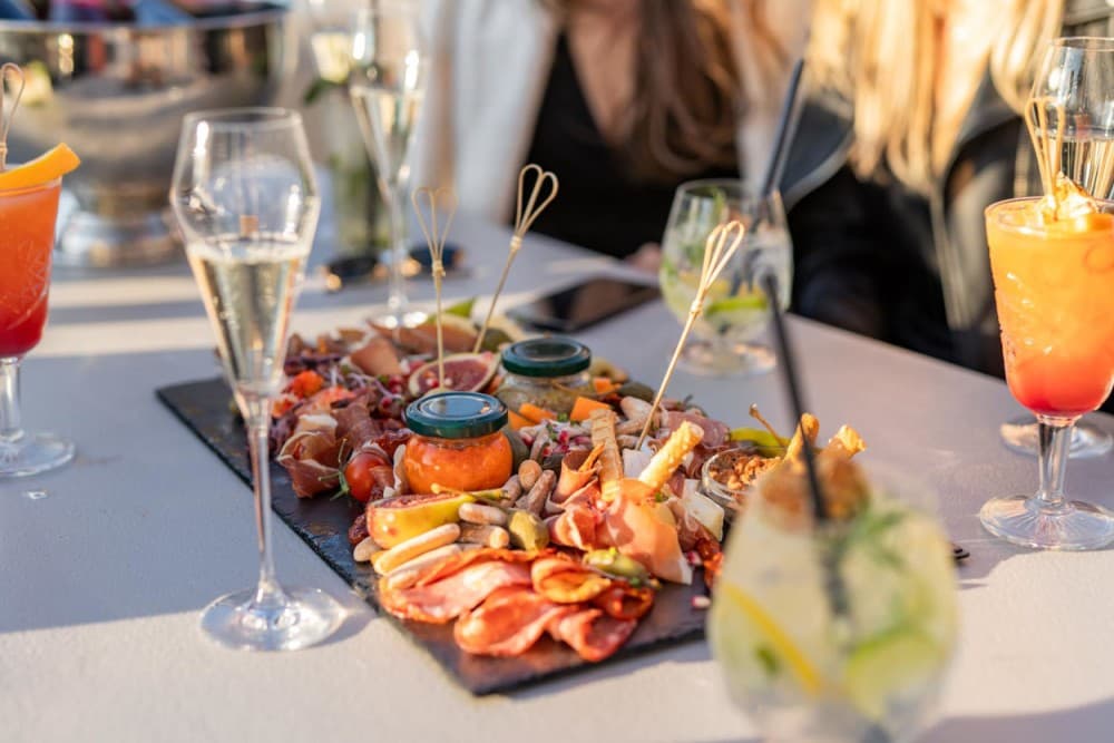 VIP Prague YachtBoat PONTOON Experience: All-You-Can-Drink | ®ExcursionMania - Image 2