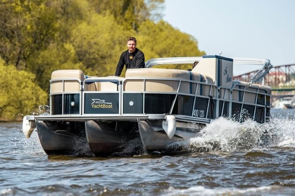 VIP Prague YachtBoat PONTOON Experience: All-You-Can-Drink | ®ExcursionMania - Image 1