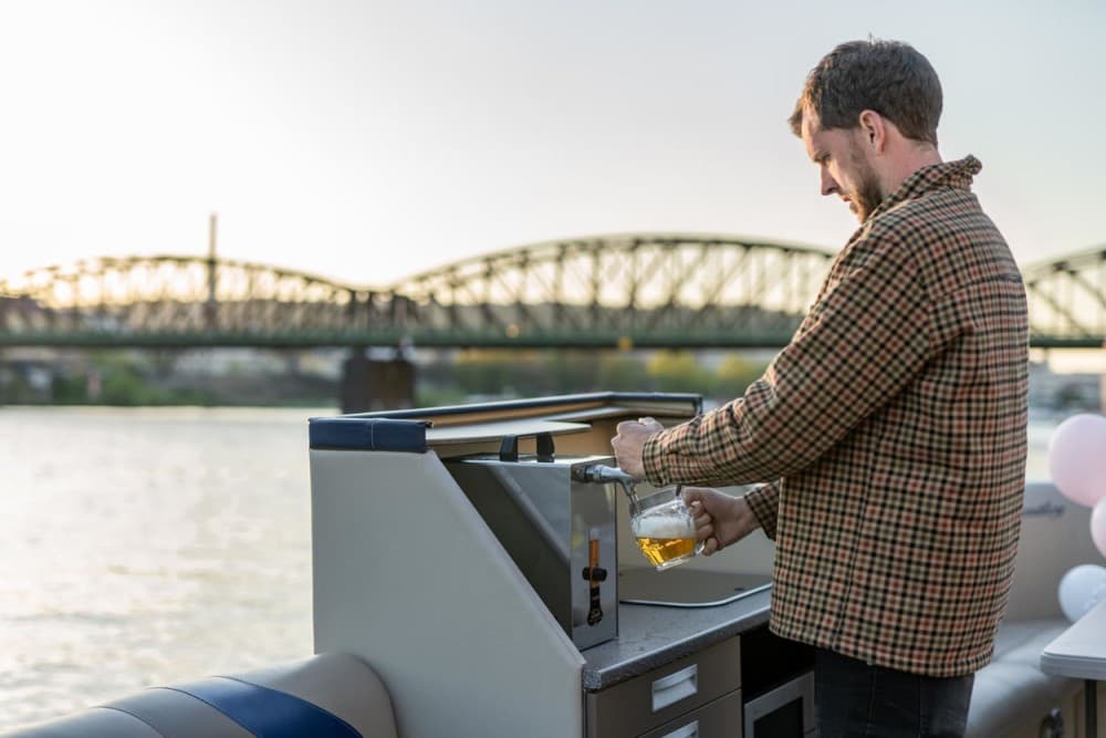 VIP Prague YachtBoat PONTOON Experience: All-You-Can-Drink | ®ExcursionMania - Image 5