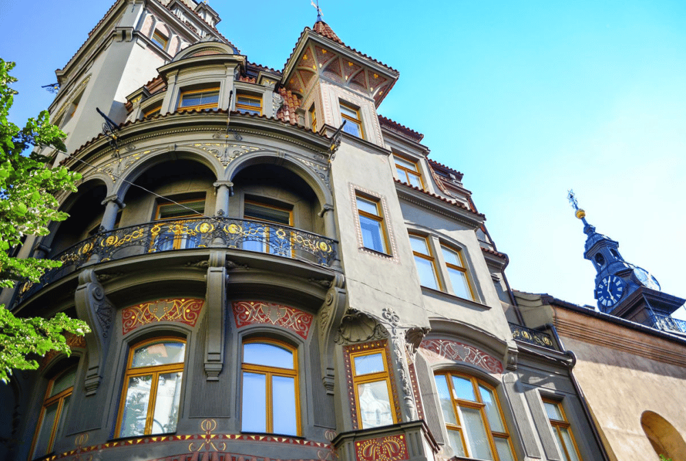 Private Old and Jewish Town: Interiors & Coffee and Cake | ®ExcursionMania - Image 4