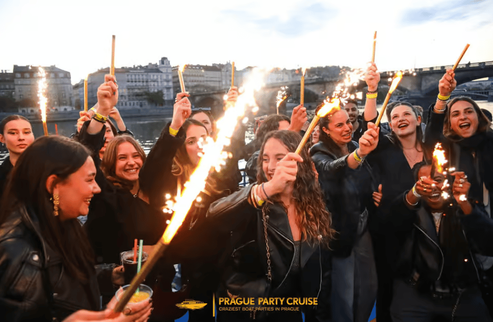 Prague: New Years VIP Boat Party  EPIC Club | ®ExcursionMania - Image 4