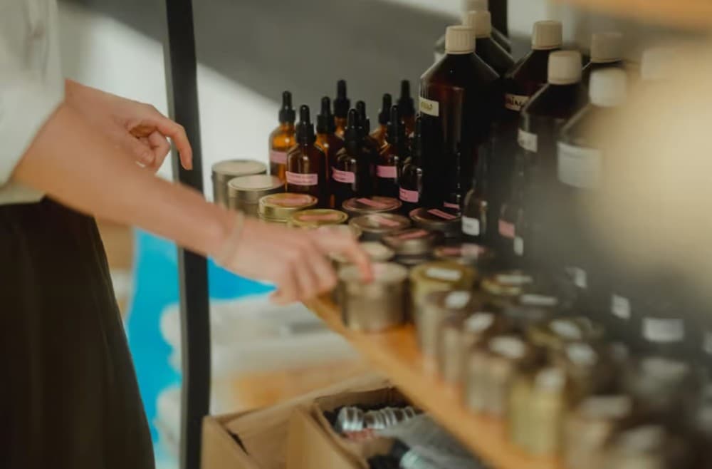 Prague: Coconut candle workshop | ®ExcursionMania - Image 3