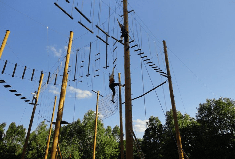Half-Day Low-Ropes and High-Rope Challenge Course in Prague | ®ExcursionMania - Image 3