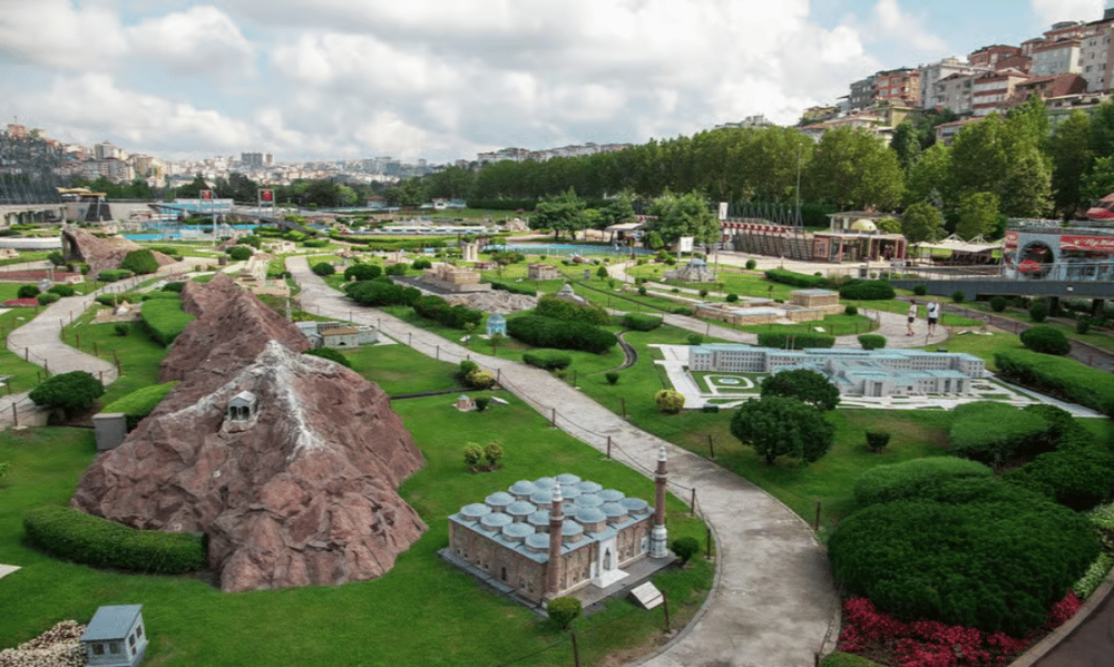 Istanbul: Miniatürk Open-Air Miniature Park Skip-the-Line | ®ExcursionMania - Image 5