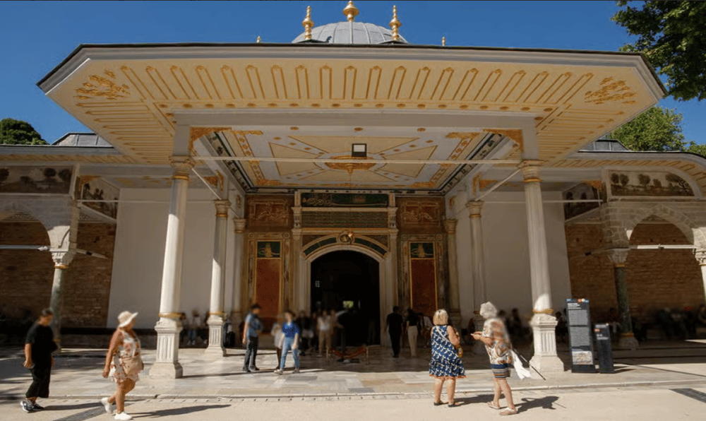 Topkapi Palace & Hagia Sophia Tickets With Audio Guide | ®ExcursionMania - Image 6