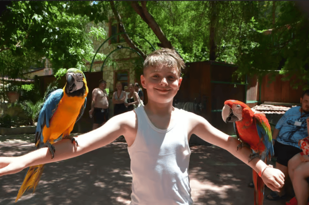 Side: Lion Safari & Splash Feast in Green Canyon w/Lunch | ®ExcursionMania - Image 4